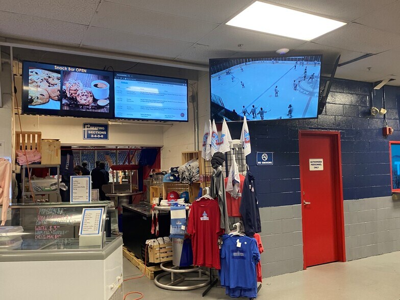 More Photos Of 190 Birch St, Lewiston Theater Concert Hall For Sale