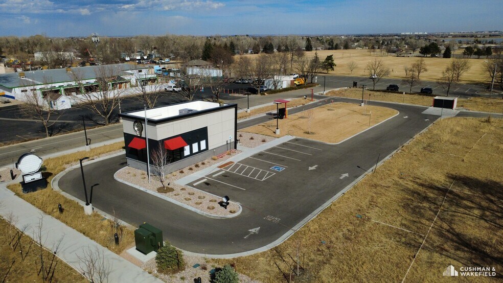 More Photos Of 5180 Garfield ave, Loveland General Retail For Sale