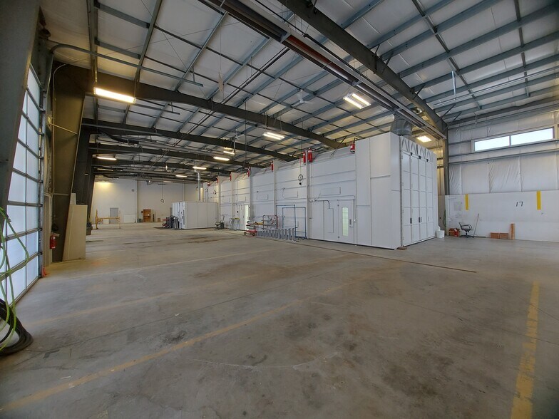 More Photos Of 1780 49 Av, Red Deer Industrial For Lease