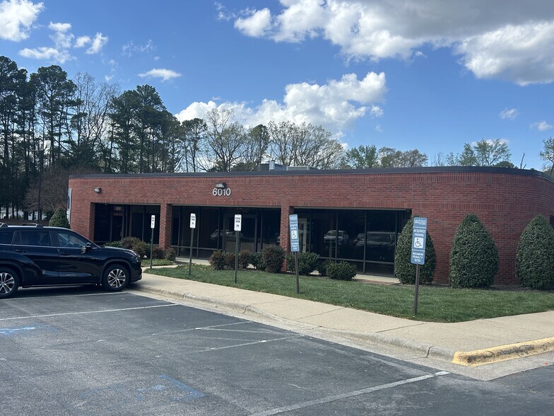 More Photos Of 5910-6040 Six Forks rd, Raleigh Office For Lease