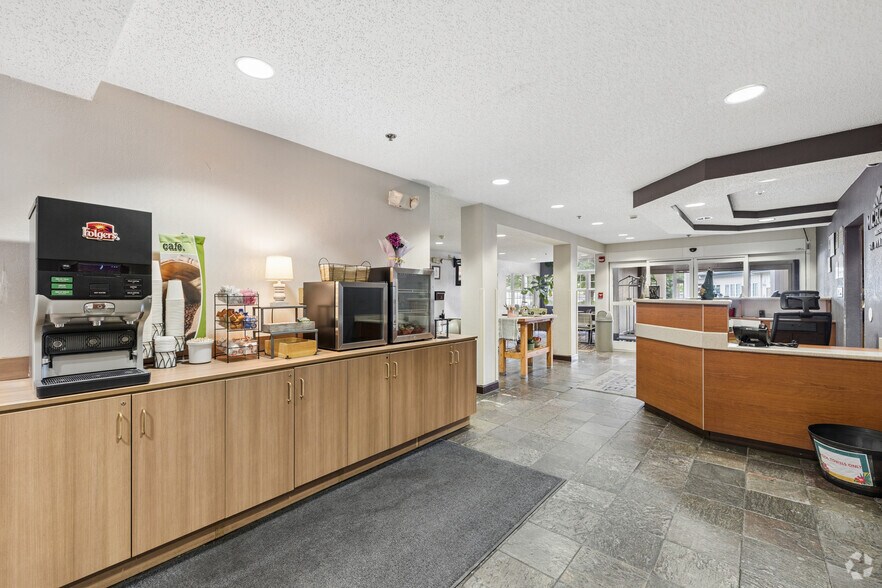 More Photos Of 674 Casino Trl, Cherokee Hotel For Sale