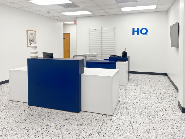 More Photos Of 16100 Cairnway Dr, Houston Coworking Space