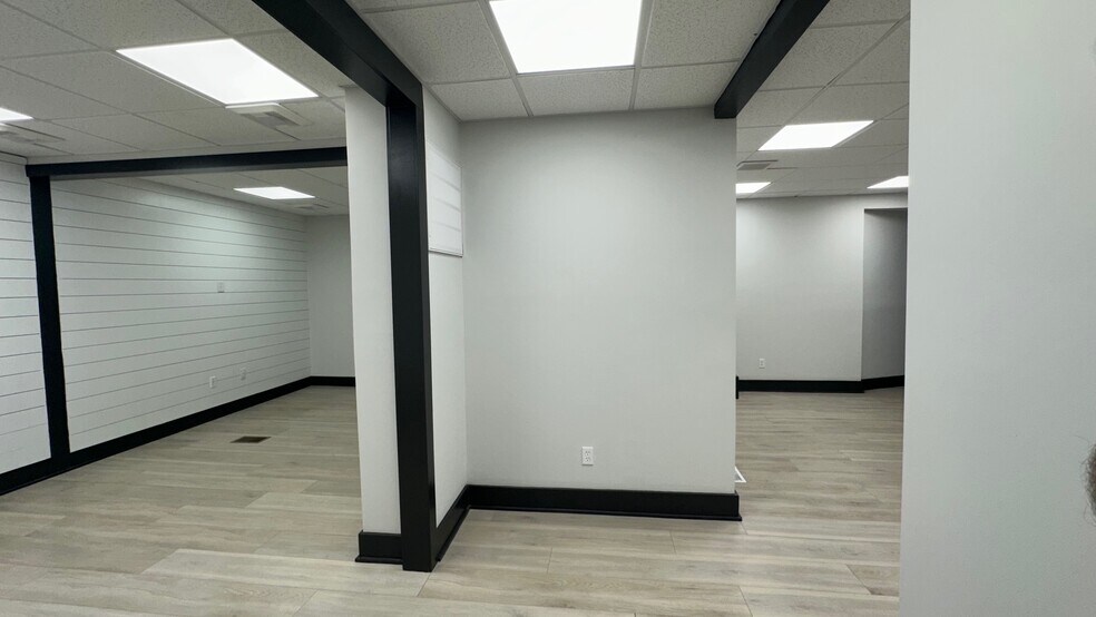 More Photos Of 509-513 Red Bank Rd, Goose Creek Medical For Lease