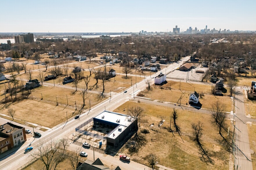 More Photos Of 8911 Kercheval ave, Detroit Land For Sale