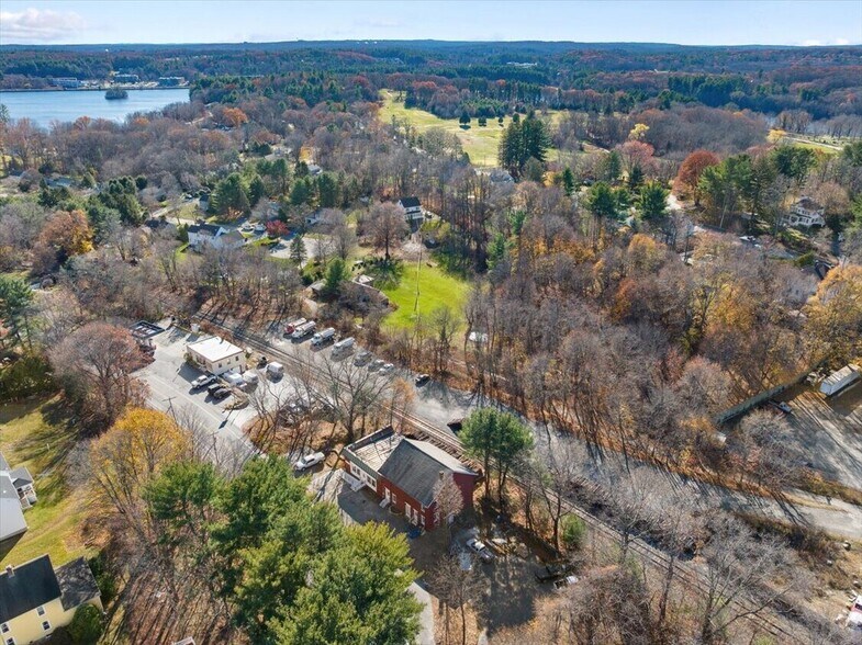 More Photos Of 21 Boston Rd, Southborough Flex For Lease