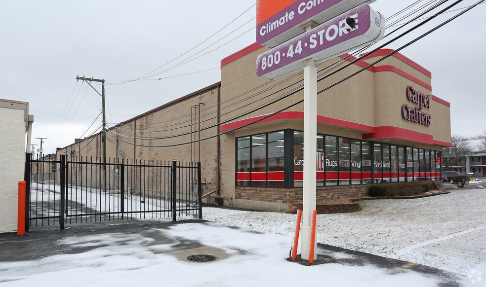 More Photos Of 5152-5160 W 127th St, Alsip Unknown For Lease