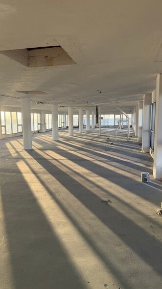 Primary Photo Of 7904 West Dr, North Bay Village Apartments For Sale