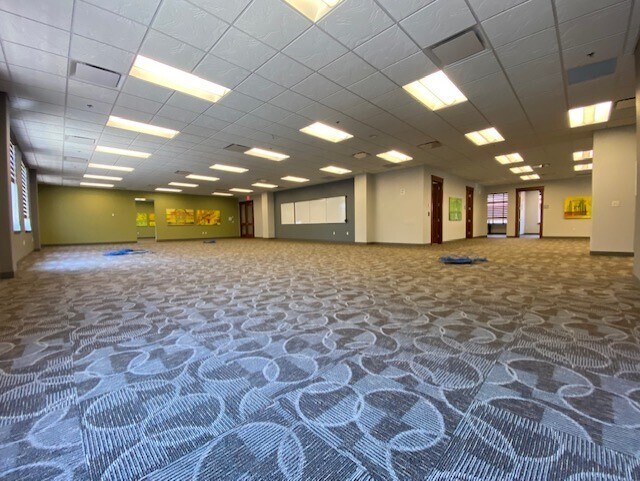 More Photos Of 1265 Main St, Stevens Point Medical For Lease