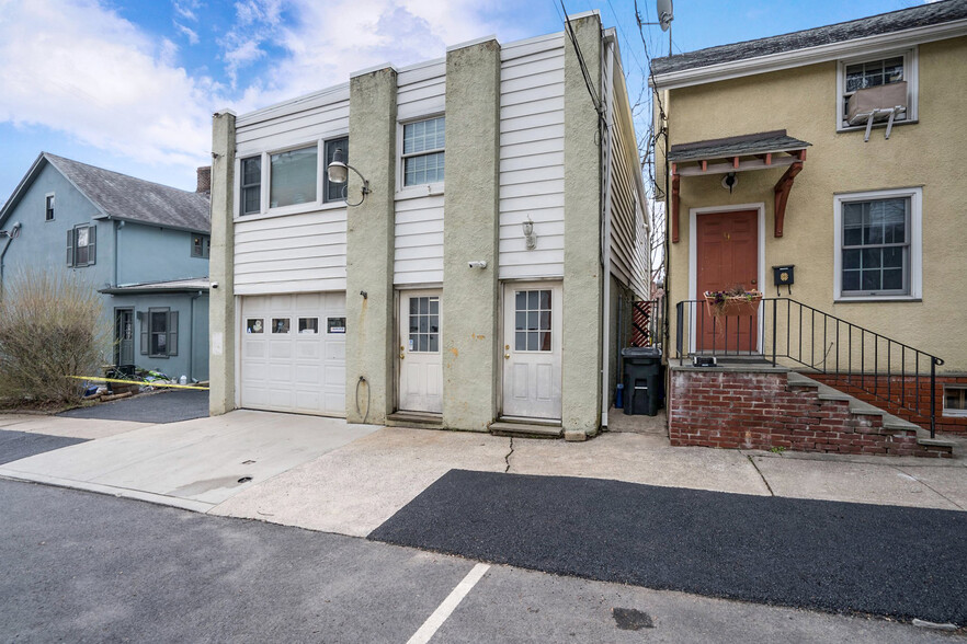 Primary Photo Of 7 N Dearman St, Irvington Storefront Retail Residential For Sale