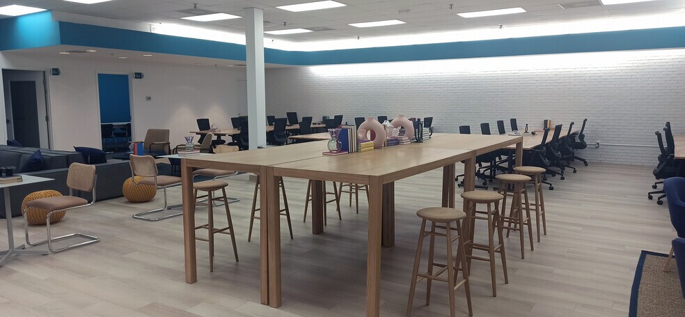 More Photos Of 100 Hawley Ln, Trumbull General Retail For Lease