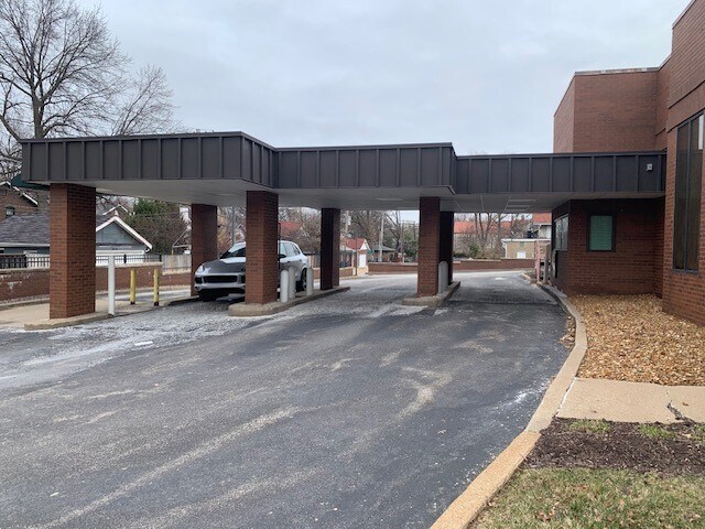 More Photos Of 6369 Clayton Rd, Saint Louis Bank For Sale