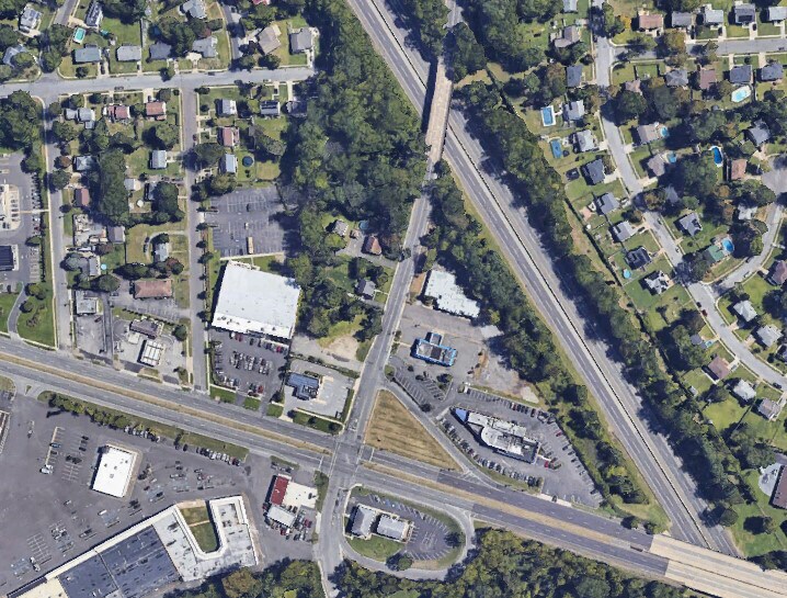 More Photos Of 40 Elm Ave, Woodbury Heights Medical For Lease
