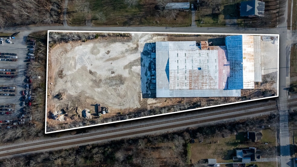 More Photos Of 240 E Park St, Guthrie Industrial For Lease