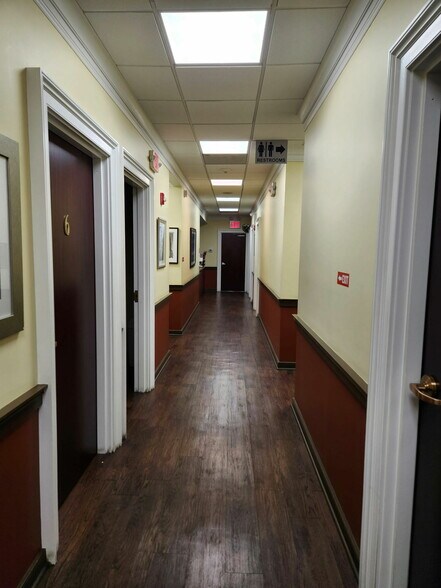 More Photos Of 1915 Central Park Ave, Yonkers Medical For Lease
