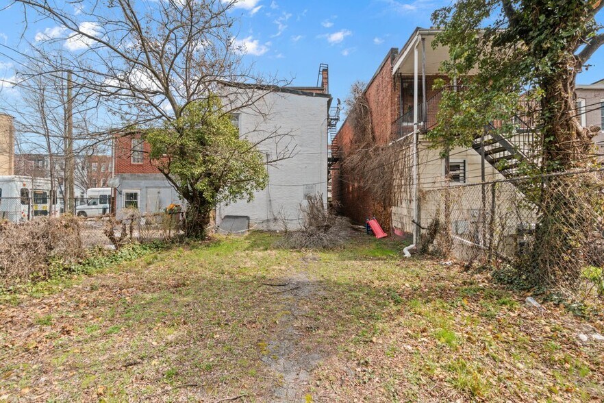More Photos Of 2620 Maryland Ave, Baltimore Multifamily For Sale
