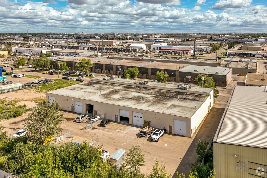 More Photos Of 4608-4612 101 St NW, Edmonton Light Distribution For Lease