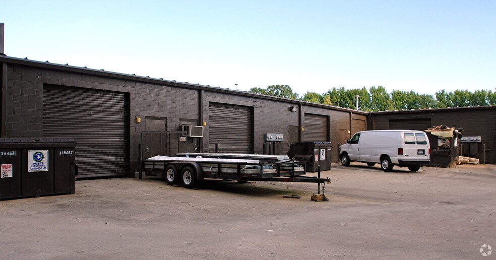 More Photos Of 1411 Diggs Dr, Raleigh Warehouse For Lease