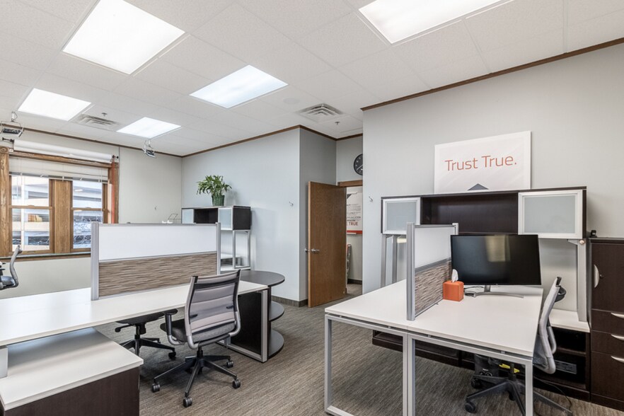 More Photos Of 112-142 S Riverfront Dr, Mankato Office For Lease
