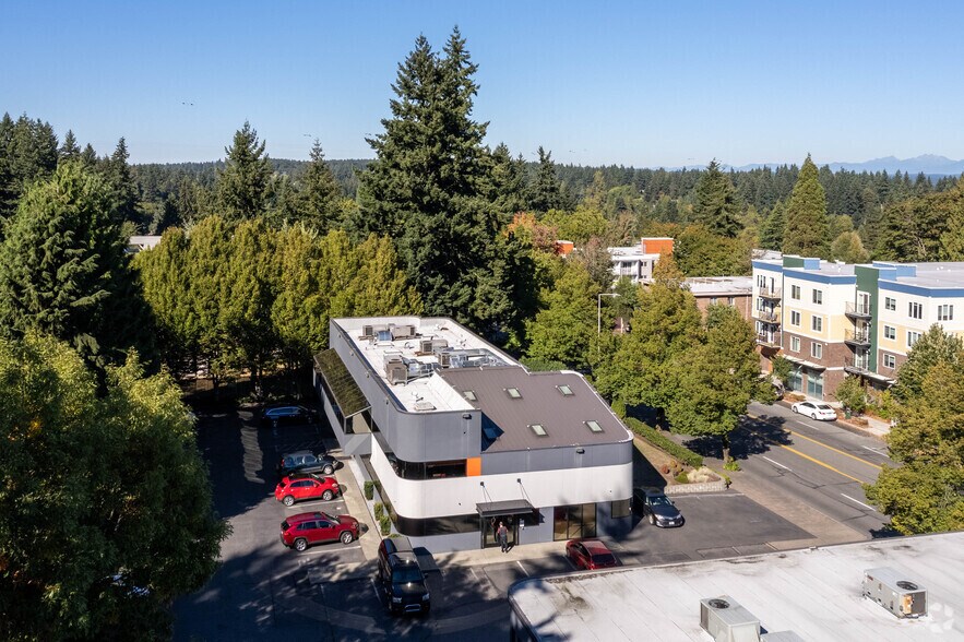 More Photos Of 12535-12537 15th Ave NE, Seattle Office For Lease