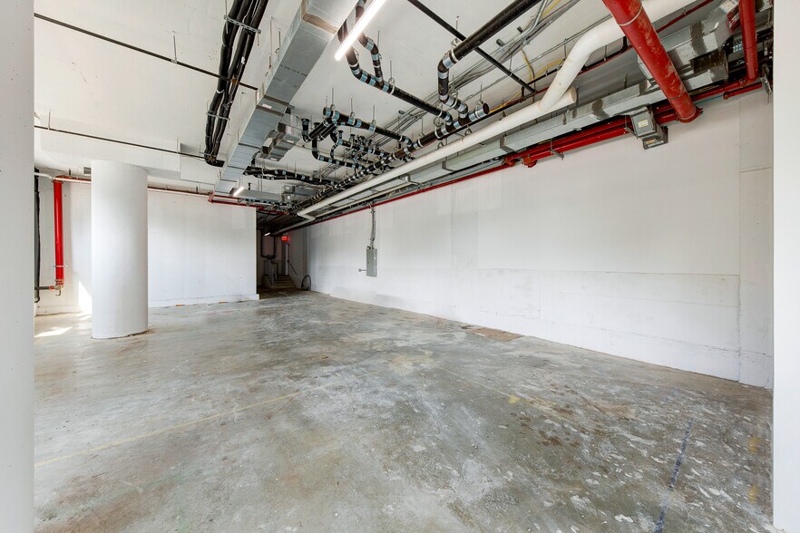 More Photos Of 737 4th Ave, Brooklyn Apartments For Lease