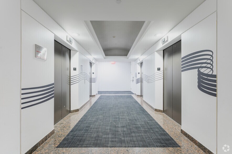 More Photos Of 70 York St, Toronto Office For Lease