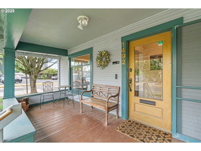 More Photos Of 1492 Pearl St, Eugene Office Residential For Sale