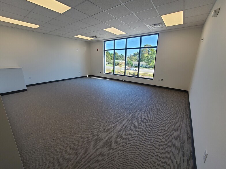 More Photos Of 1628 Main St, Wake Forest Storefront Retail Office For Lease