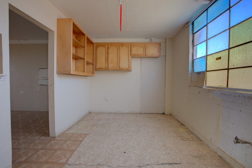 More Photos Of 332 W 8th St, Merced Religious Facility For Sale