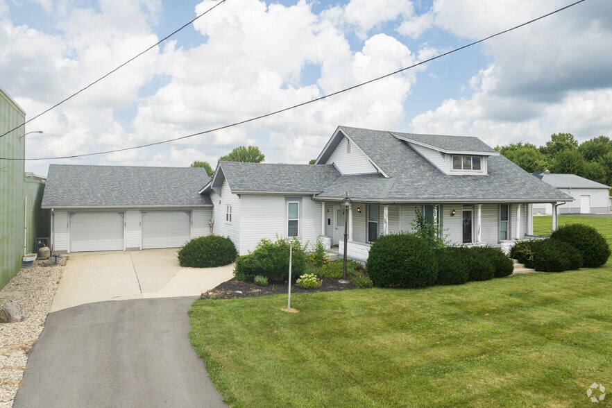 More Photos Of 7074 W State Road 28, Elwood Warehouse For Sale