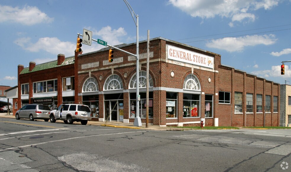 More Photos Of 736 S Main St, Burlington Freestanding For Sale