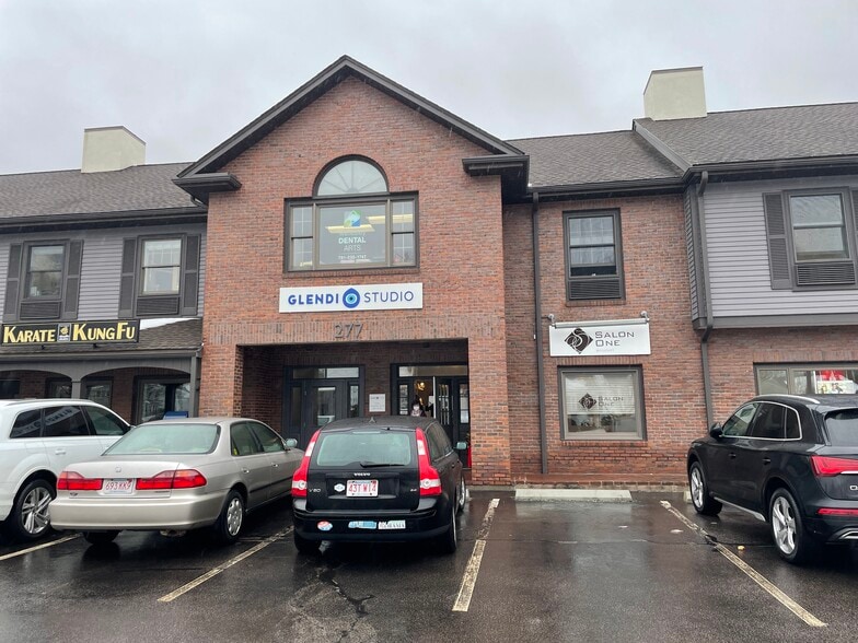 More Photos Of 277 Linden St, Wellesley Office For Lease