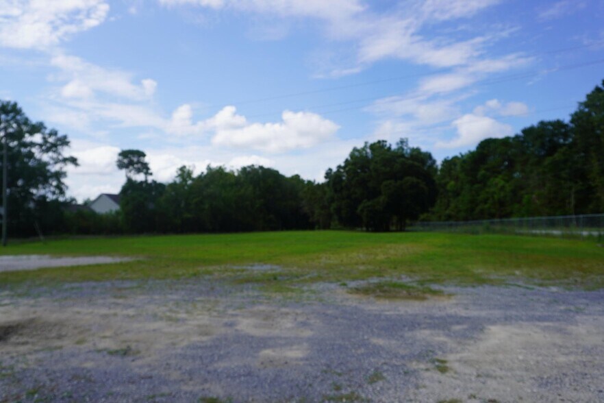 More Photos Of 771 Brownswood Rd, Johns Island Contractor Storage Yard For Lease