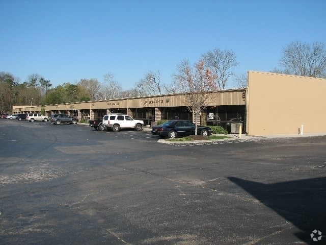 More Photos Of 207 Center Park Dr, Knoxville Research And Development For Lease