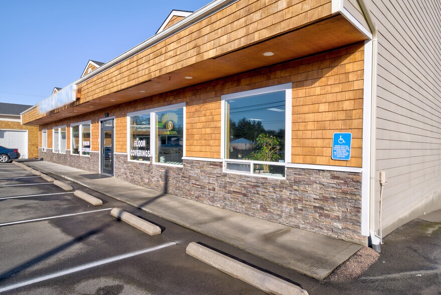 More Photos Of 3003 Highway 101 N, Gearhart Self Storage For Sale