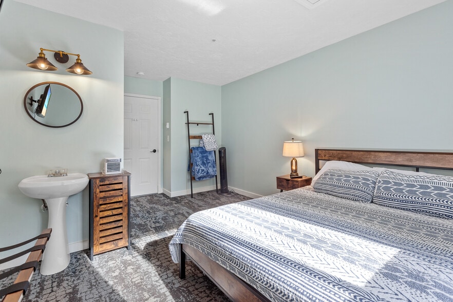 More Photos Of 30400 S Sunray Trl, Worley Lodge Meeting Hall For Sale