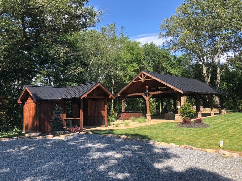 More Photos Of 1019 Hardscrabble Rd, Mineral Bluff Winery Vineyard For Sale