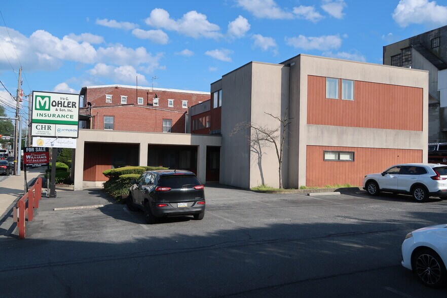More Photos Of 20 W Lancaster Ave, Shillington Office For Lease