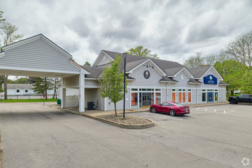 More Photos Of 1100-1110 Long Pond Rd, Rochester Unknown For Lease