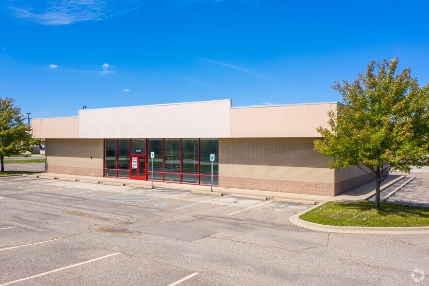 More Photos Of 31200 Michigan Ave, Westland Freestanding For Lease