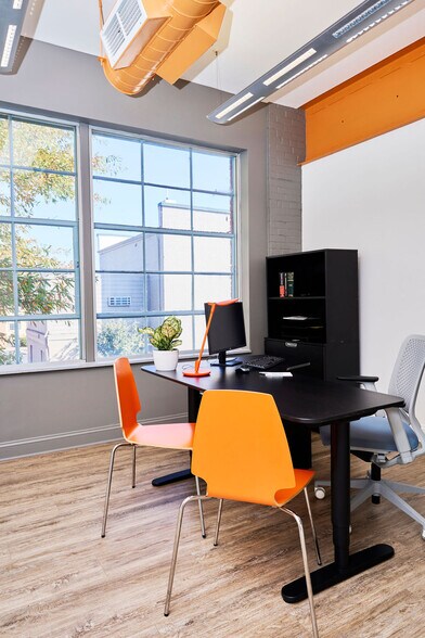 More Photos Of 513 Prince Edward St, Fredericksburg Office For Sale