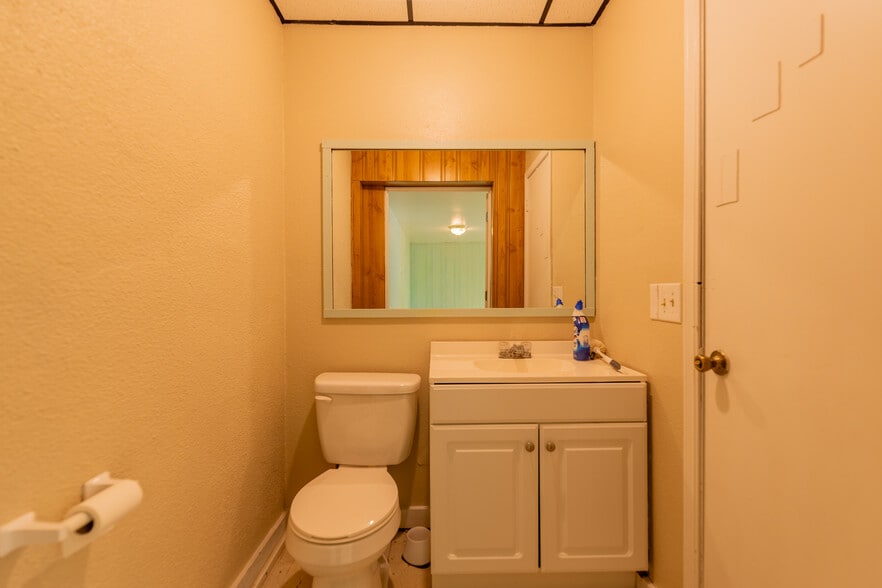 More Photos Of 2012 S Main St, Stillwater Medical For Sale