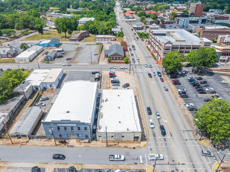 More Photos Of 108-116 S Murray Ave, Anderson Storefront For Sale
