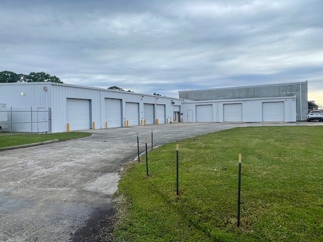 More Photos Of 1335 King St, Cocoa Warehouse For Sale