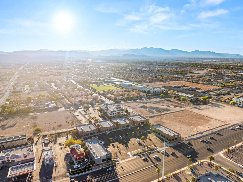 More Photos Of 6007-6045 S Rainbow Blvd, Las Vegas Unknown For Lease