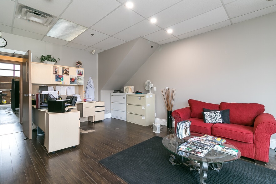 More Photos Of 17957 55th Ave, Surrey Warehouse For Sale