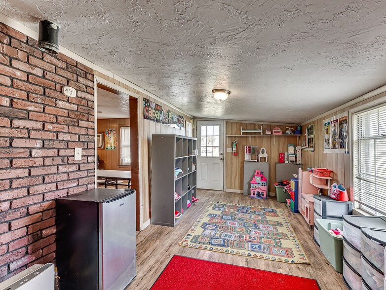 More Photos Of 1419 W London St, El Reno Religious Facility For Sale