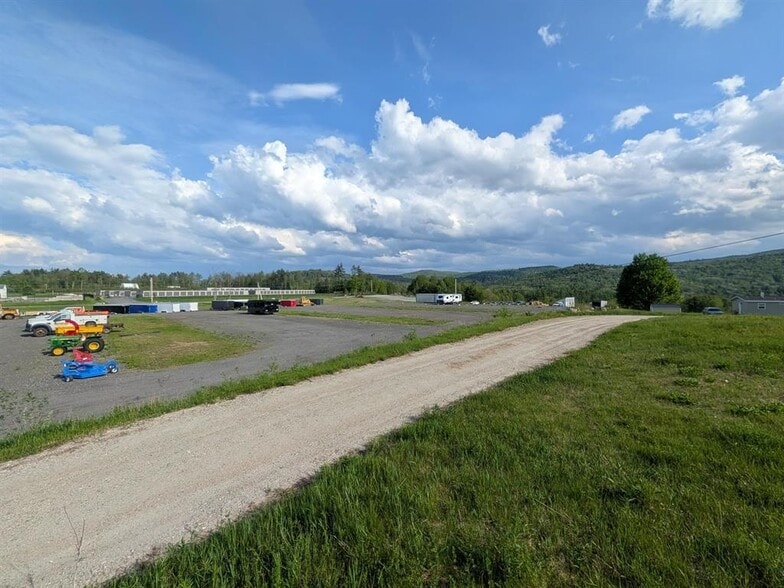 More Photos Of 926 John Stark Hwy, Newport General Retail For Sale