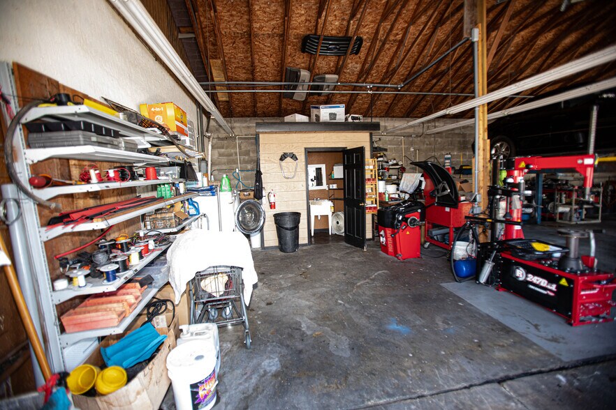 More Photos Of 14825 US Highway 19, Hudson Service For Sale