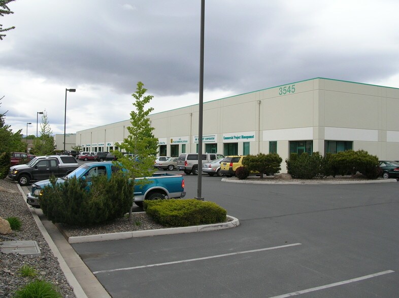 More Photos Of 3545 Airway Dr, Reno Light Distribution For Lease