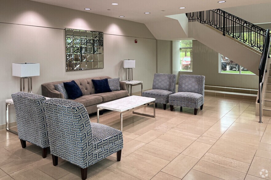 More Photos Of 1449 Highway 6, Sugar Land Office For Lease